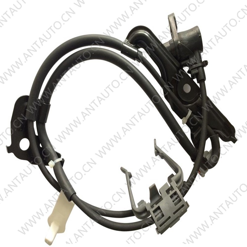 Датчик скорости вращения колес Датчик скорости вращения колес