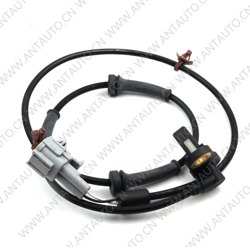 Датчик скорости вращения колес Датчик скорости вращения колес