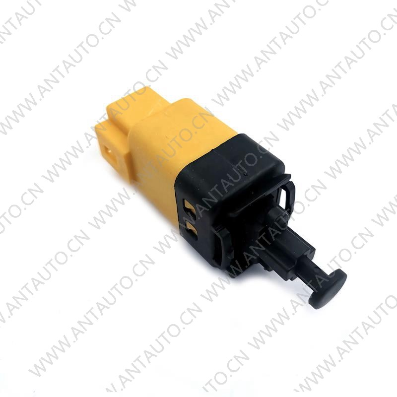 Выключатель стоп-сигнала