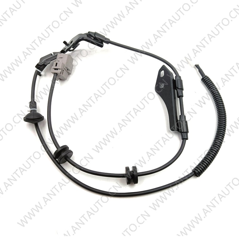 Датчик скорости вращения колес Датчик скорости вращения колес