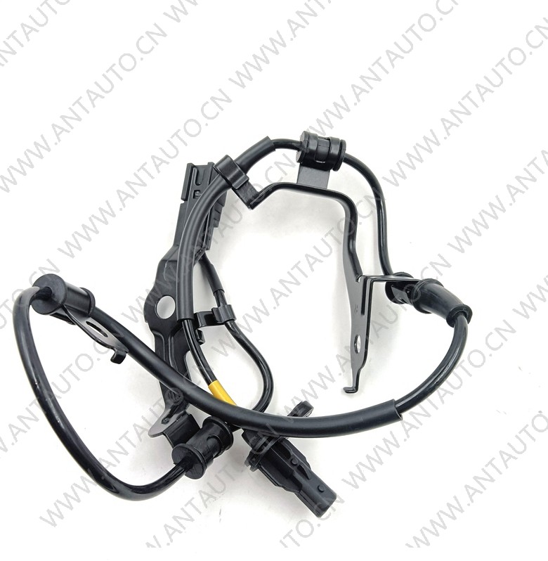 Датчик скорости вращения колес Датчик скорости вращения колес