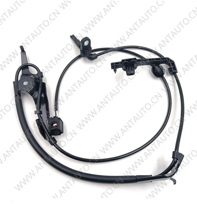 Датчик скорости вращения колес Датчик скорости вращения колес